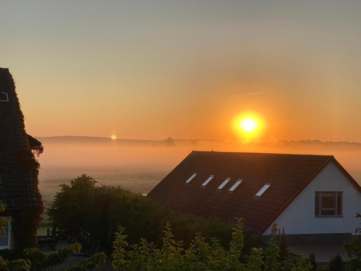 Hotel Am Mueritz-Nationalpark Waren  Exteriör bild