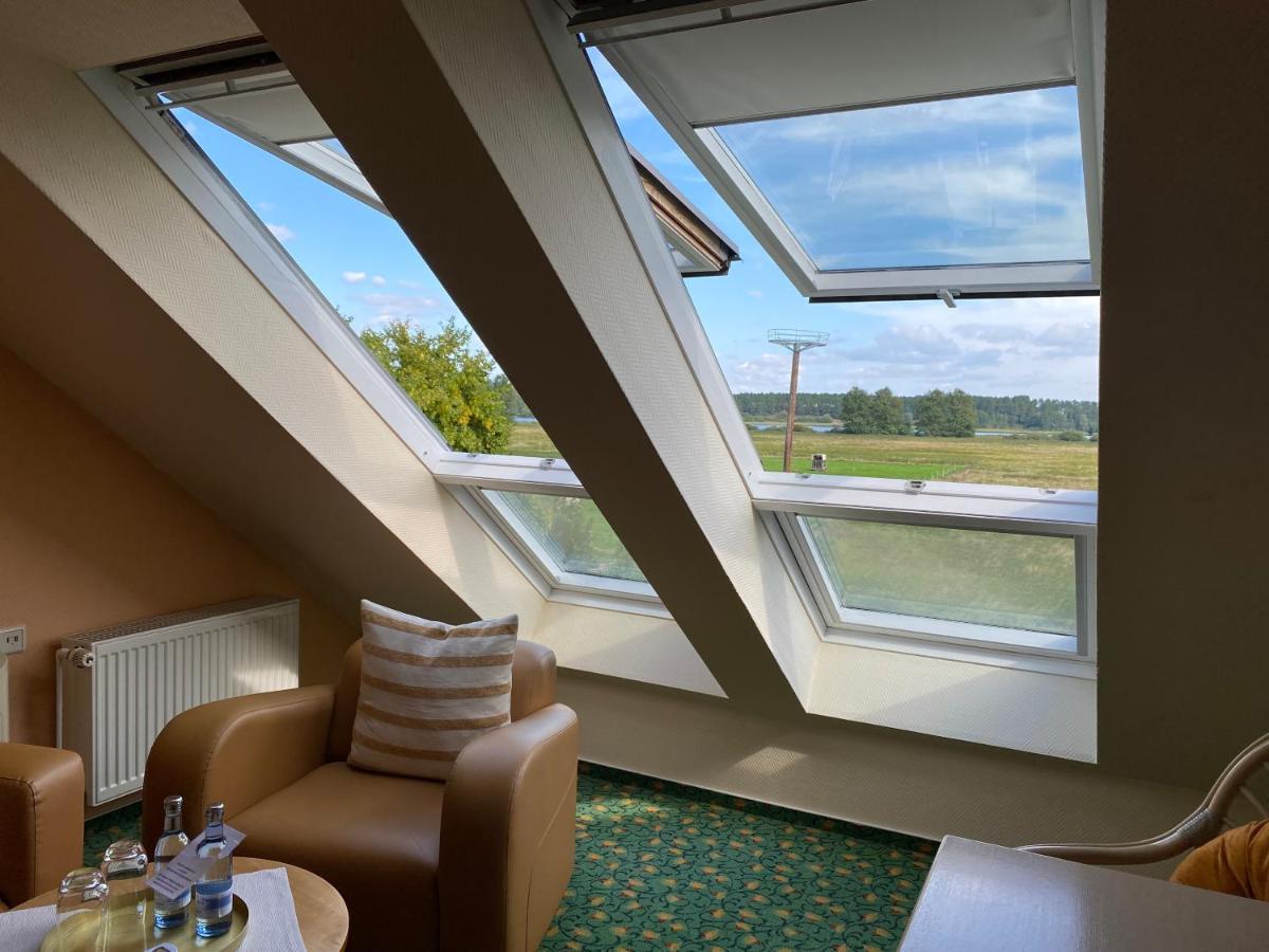 Hotel Am Mueritz-Nationalpark Waren  Exteriör bild