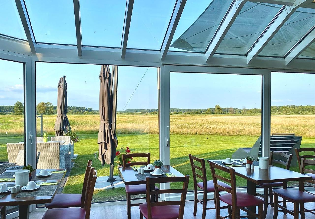 Hotel Am Mueritz-Nationalpark Waren  Exteriör bild