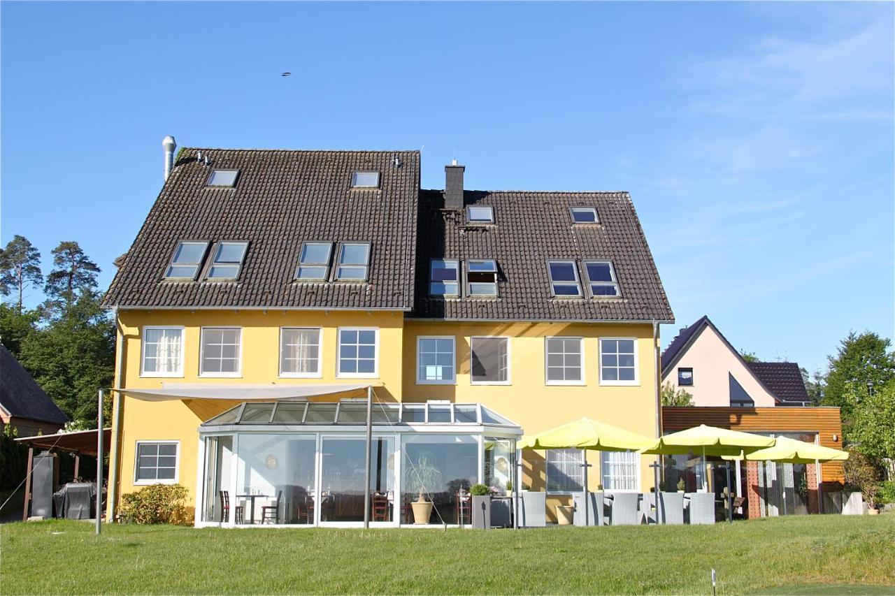 Hotel Am Mueritz-Nationalpark Waren  Exteriör bild
